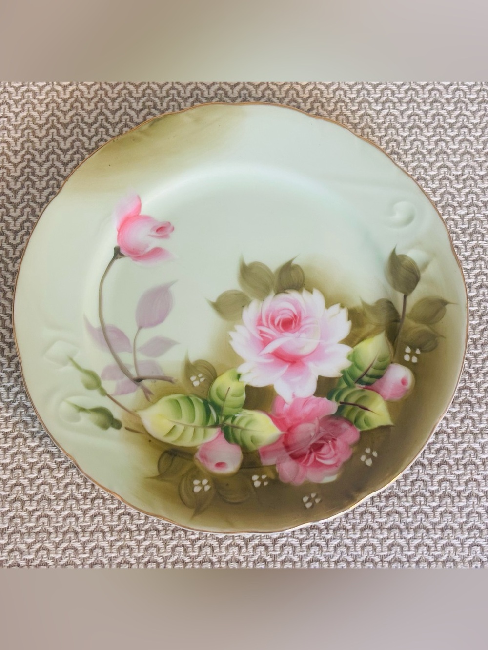 Lefton NE # 3069 Vintage Heritage Green Rose 9" Hand Painted Salad Plate